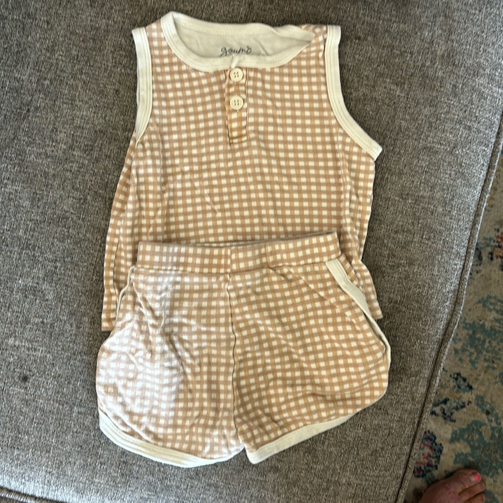 Goumi 2T gingham set